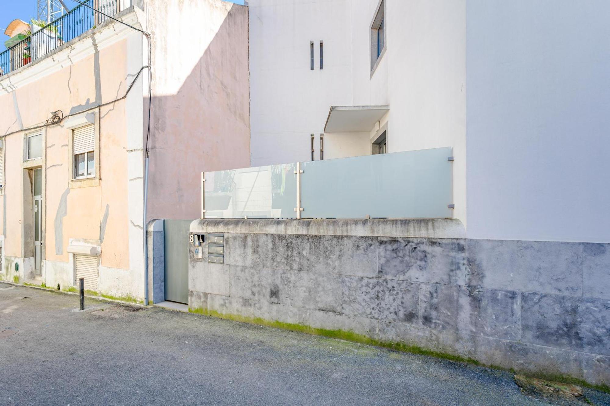 Nova Graca 2 * Lisboa